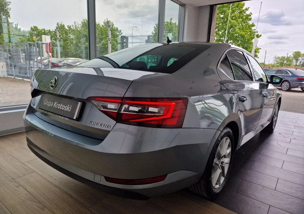 Skoda Superb cena 89900 przebieg: 78168, rok produkcji 2018 z Łódź małe 781